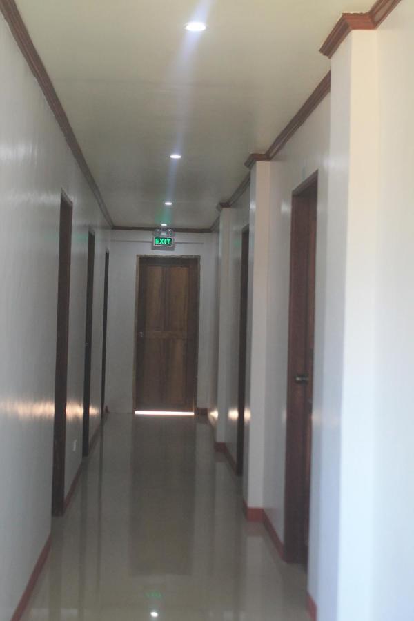 La Casa Milagrosa Hotel Coron Bagian luar foto