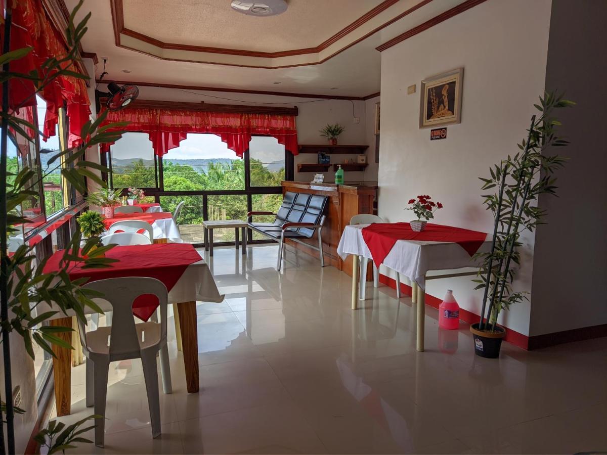 La Casa Milagrosa Hotel Coron Bagian luar foto