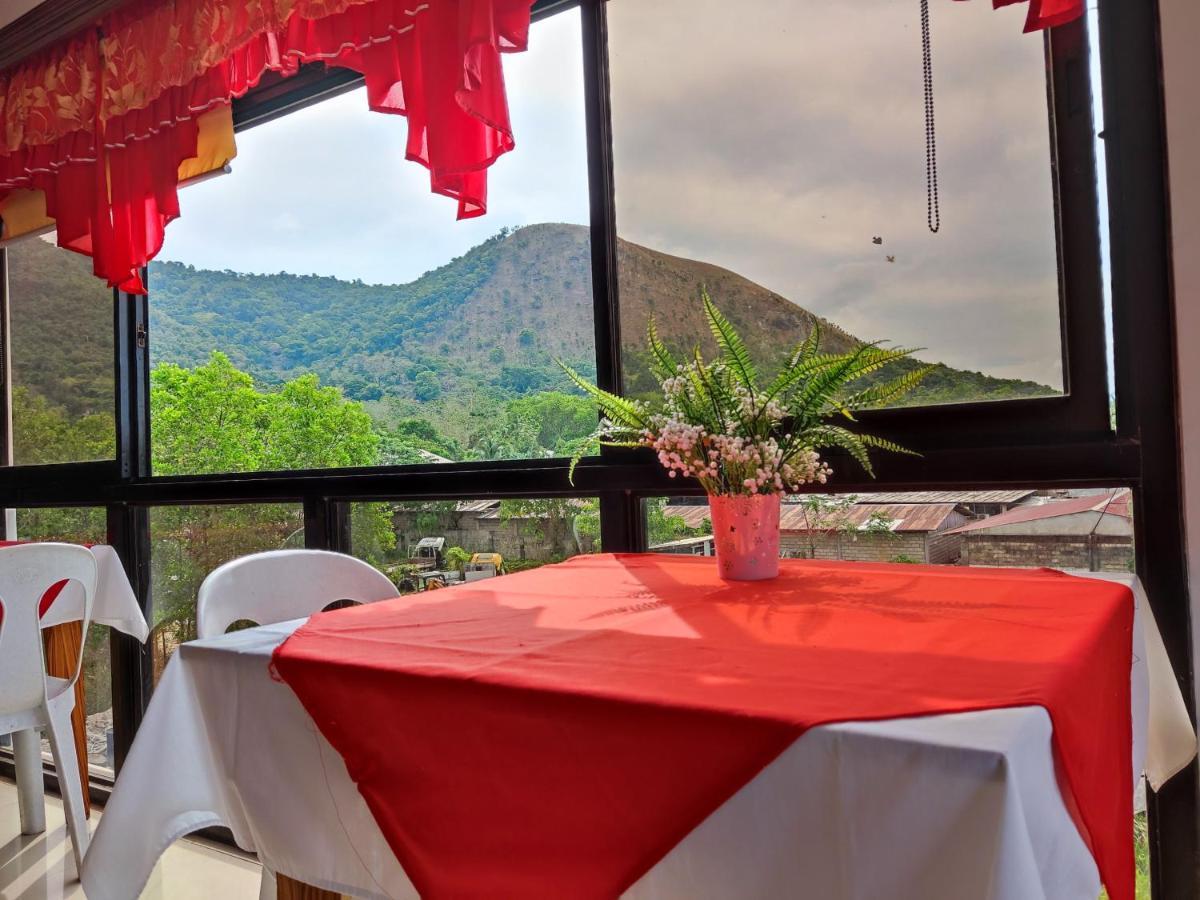 La Casa Milagrosa Hotel Coron Bagian luar foto