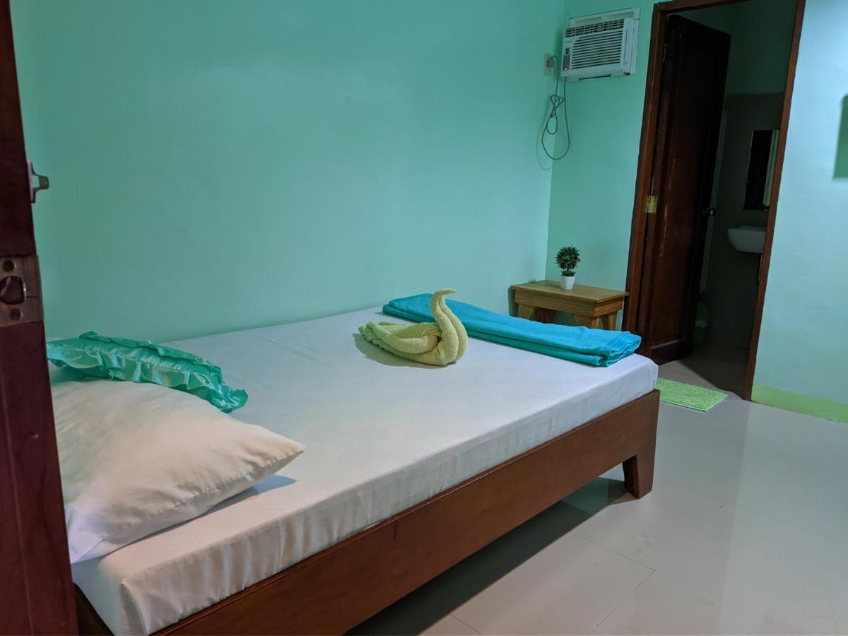 La Casa Milagrosa Hotel Coron Bagian luar foto